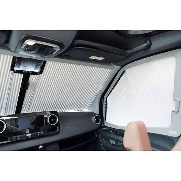 REMIfront IV Right Blinds for Mercedes Sprinter No Handle 2019-2024