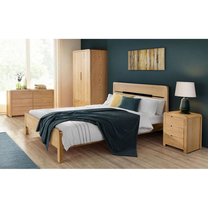 Curve 3 Drawer Bedside Unit Solid Oak & Real Oak Veneers