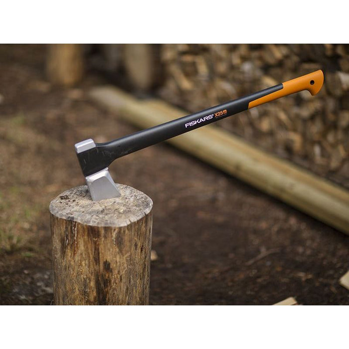 Fiskars XL X25 Splitting Axe 2.4kg (5.2 lb) Fiskars - Town Tools