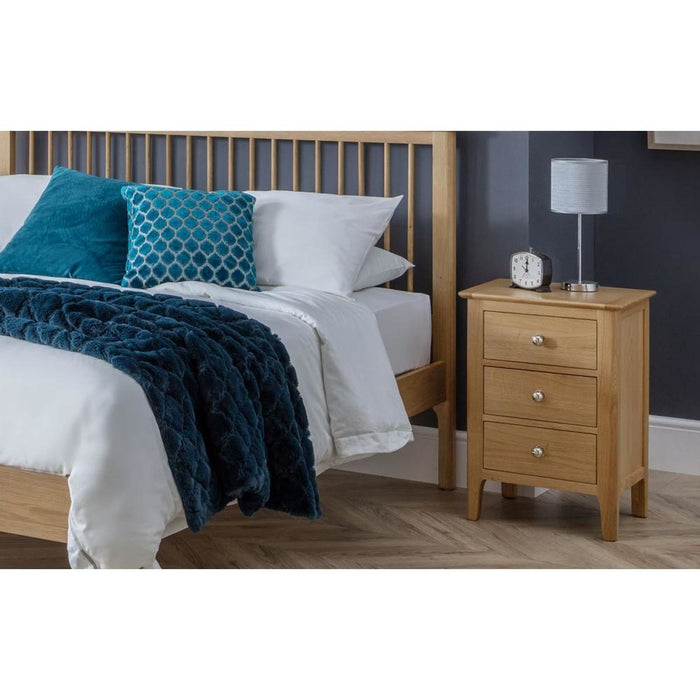 Cotswold 3 Drawer Bedside Unit Solid Oak & Real Oak Veneers