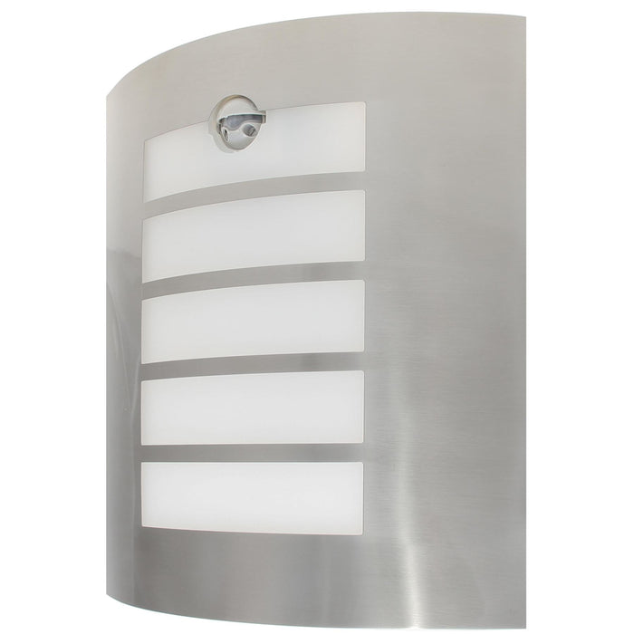 LED Outdoor Chrome Light with PIR